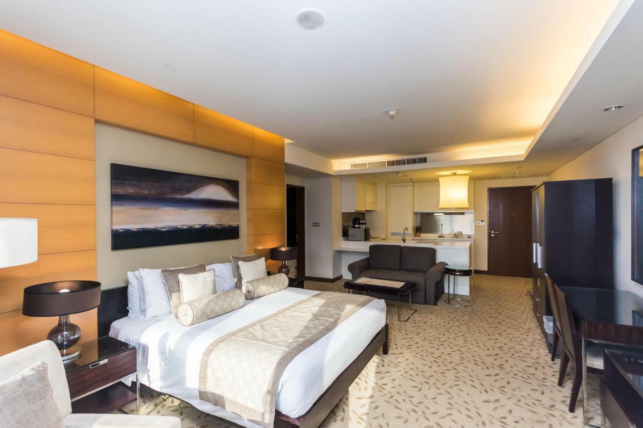 Westminster Dubai Mall Exterior foto A typical studio apartment