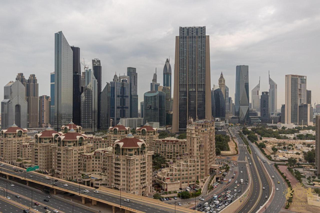 Westminster Dubai Mall Exterior foto Abu Dhabi skyline